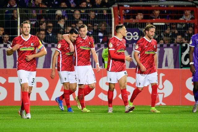 马德里德比：马德里竞技2-1逆转皇马